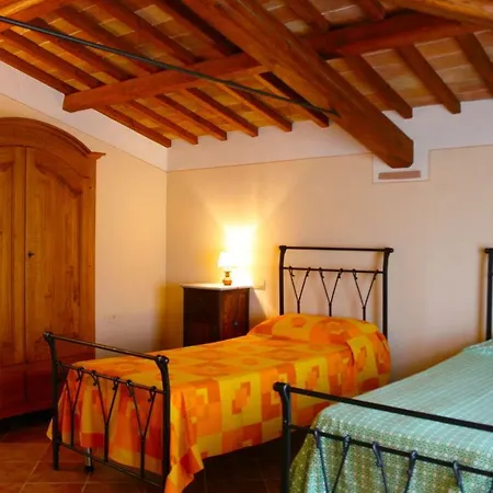 Villa Campoleone Sleeps 8 Pool Wifi Lucignano
